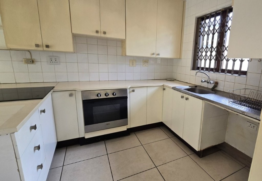 2 Bedroom Property for Sale in Pinetown KwaZulu-Natal