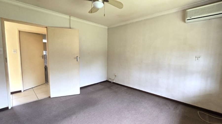 2 Bedroom Property for Sale in Pinetown KwaZulu-Natal