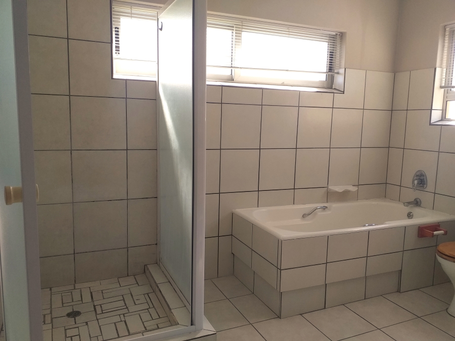 To Let 1 Bedroom Property for Rent in Athlone Park KwaZulu-Natal