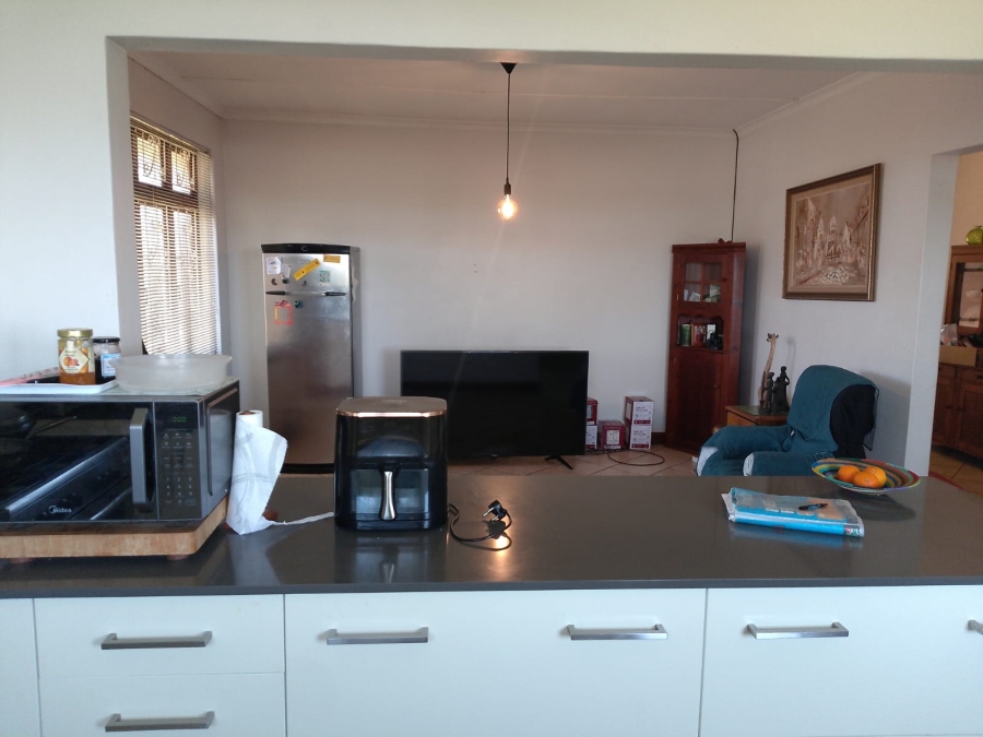 3 Bedroom Property for Sale in Glenmore KwaZulu-Natal