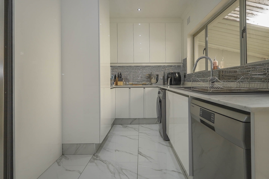 4 Bedroom Property for Sale in Westville Central KwaZulu-Natal