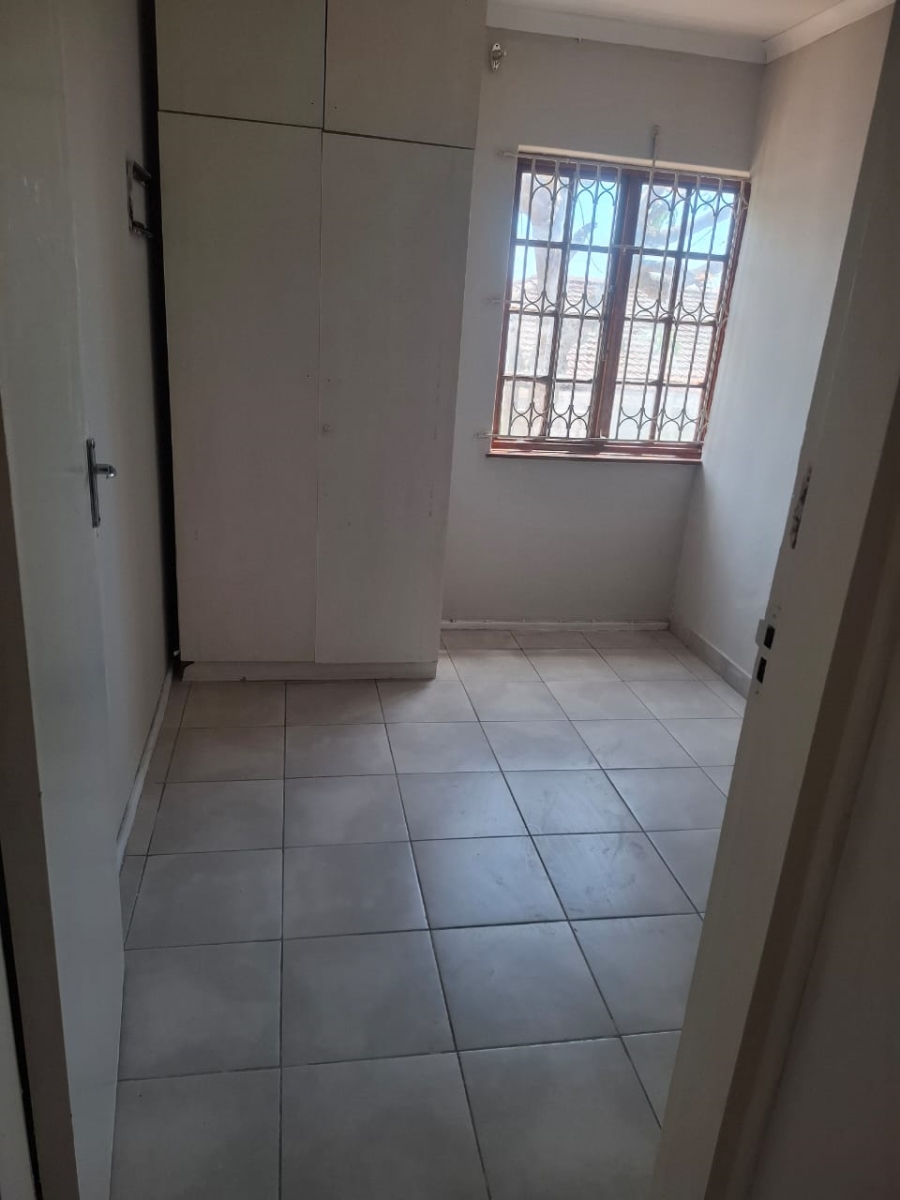 5 Bedroom Property for Sale in Palmiet KwaZulu-Natal