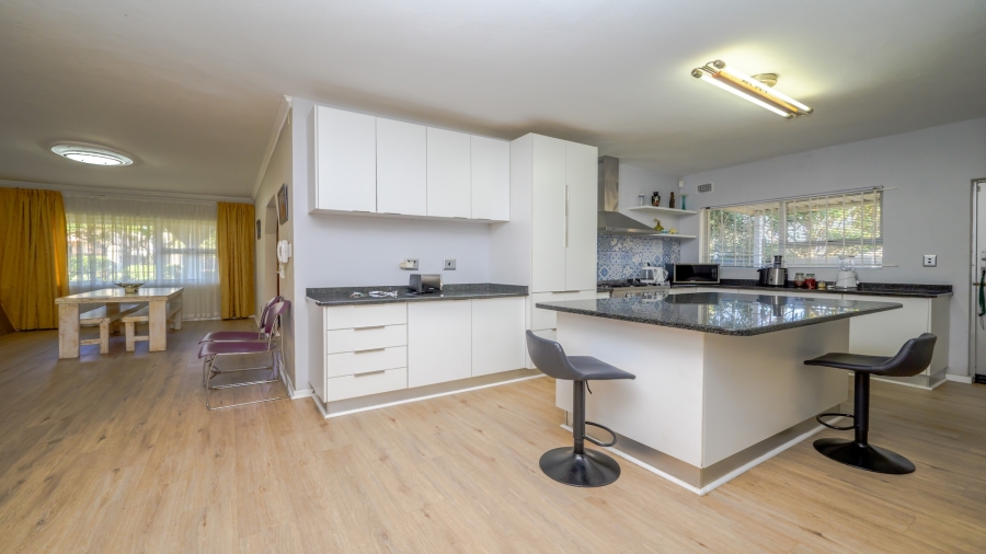 4 Bedroom Property for Sale in Sheffield Beach KwaZulu-Natal