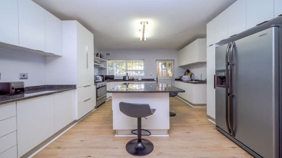 4 Bedroom Property for Sale in Sheffield Beach KwaZulu-Natal