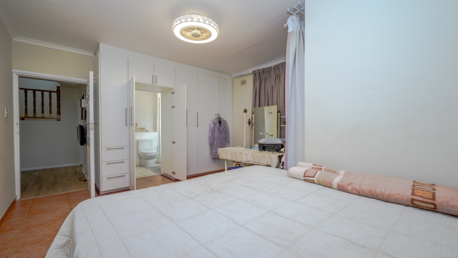 4 Bedroom Property for Sale in Sheffield Beach KwaZulu-Natal