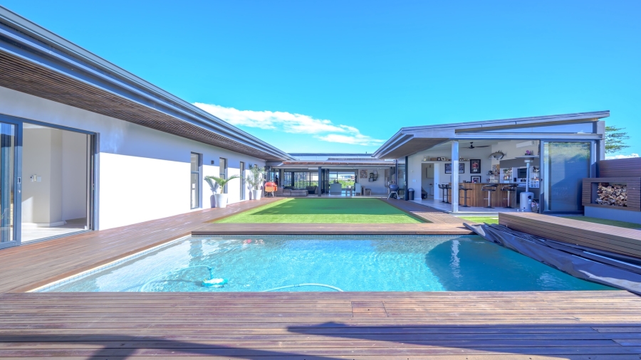 5 Bedroom Property for Sale in Zululami Coastal Estate KwaZulu-Natal