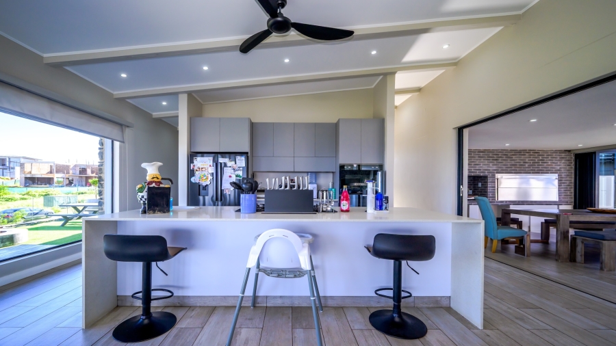 5 Bedroom Property for Sale in Zululami Coastal Estate KwaZulu-Natal