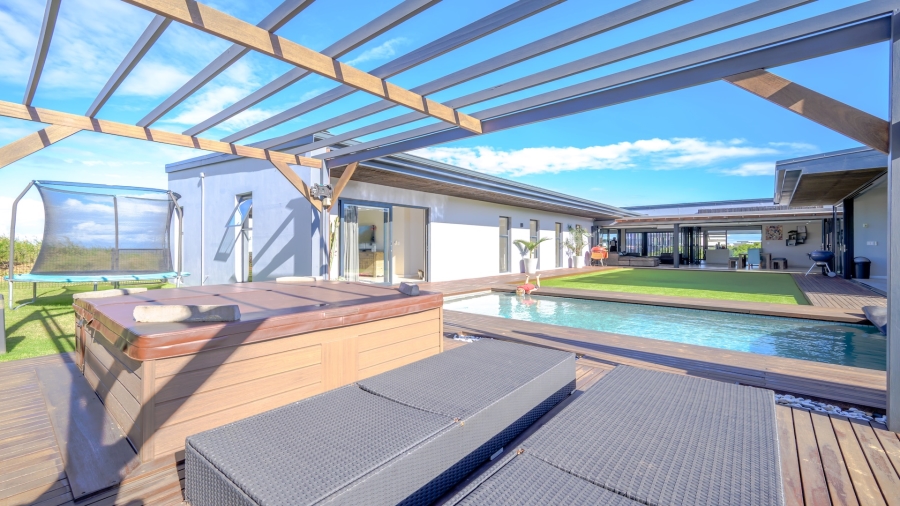 5 Bedroom Property for Sale in Zululami Coastal Estate KwaZulu-Natal