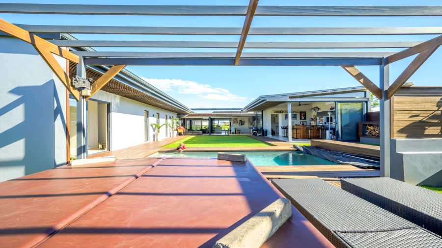 5 Bedroom Property for Sale in Zululami Coastal Estate KwaZulu-Natal