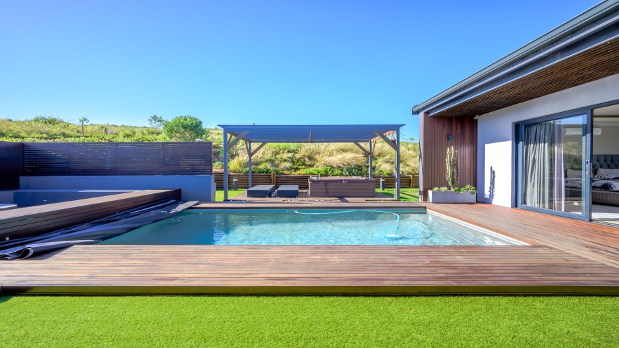 5 Bedroom Property for Sale in Zululami Coastal Estate KwaZulu-Natal