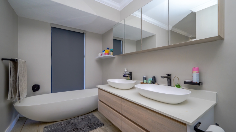 5 Bedroom Property for Sale in Zululami Coastal Estate KwaZulu-Natal