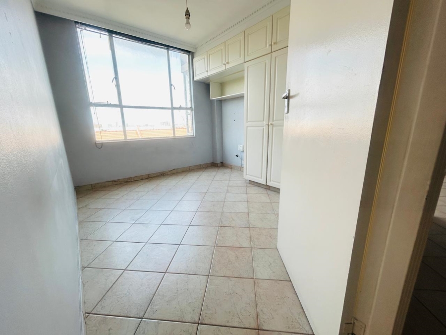 2 Bedroom Property for Sale in Essenwood KwaZulu-Natal