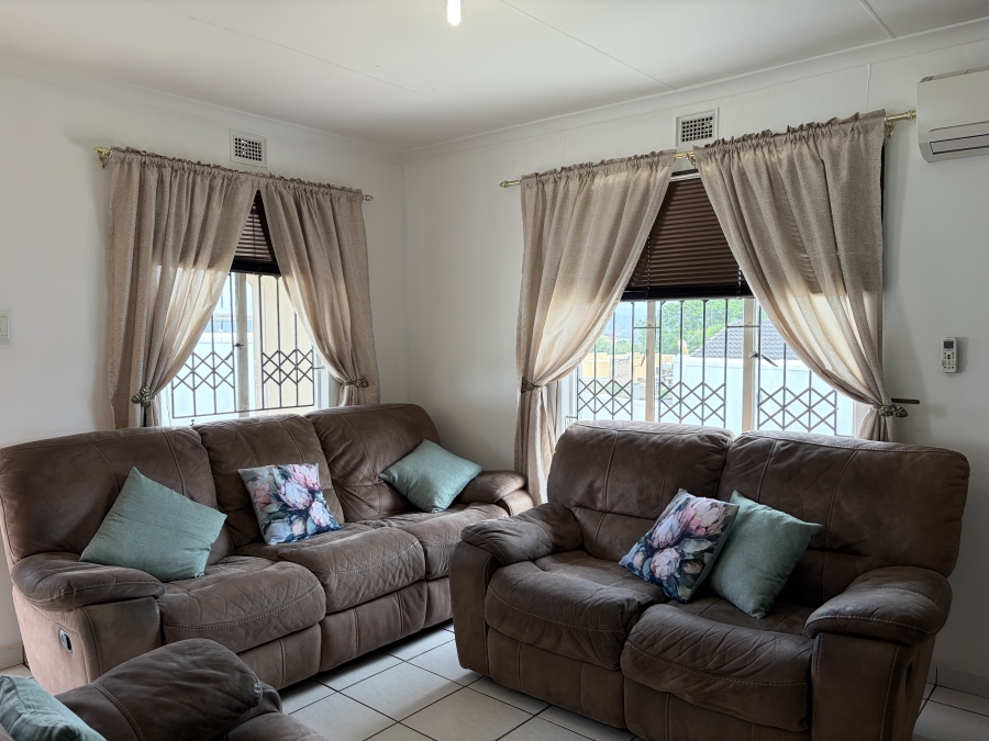 4 Bedroom Property for Sale in Southgate KwaZulu-Natal