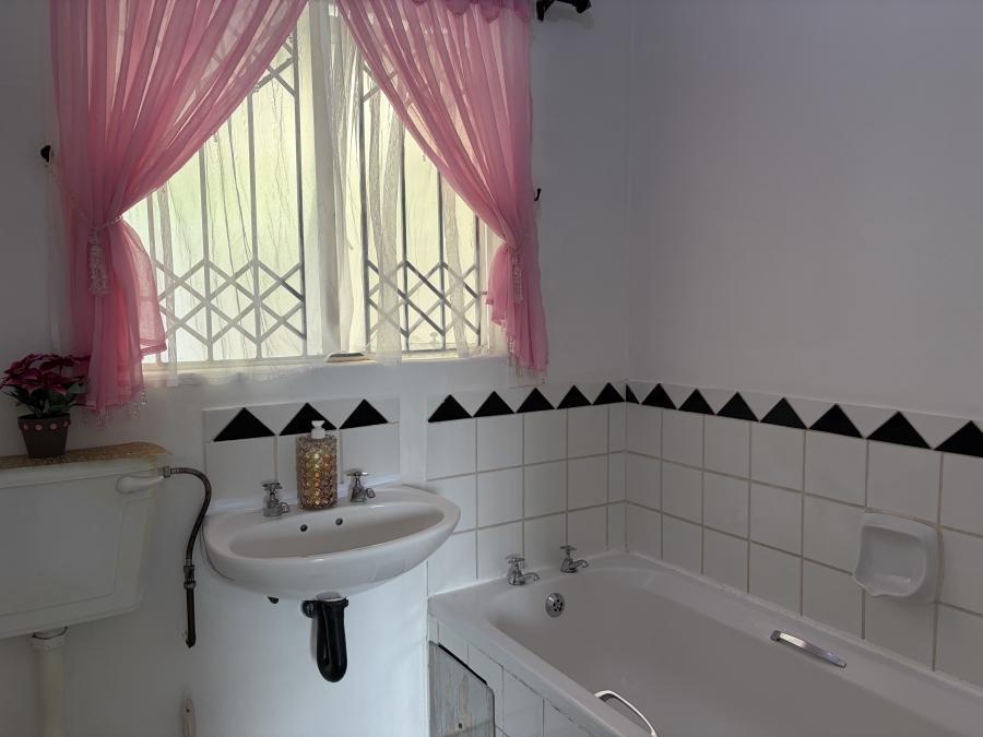 4 Bedroom Property for Sale in Southgate KwaZulu-Natal