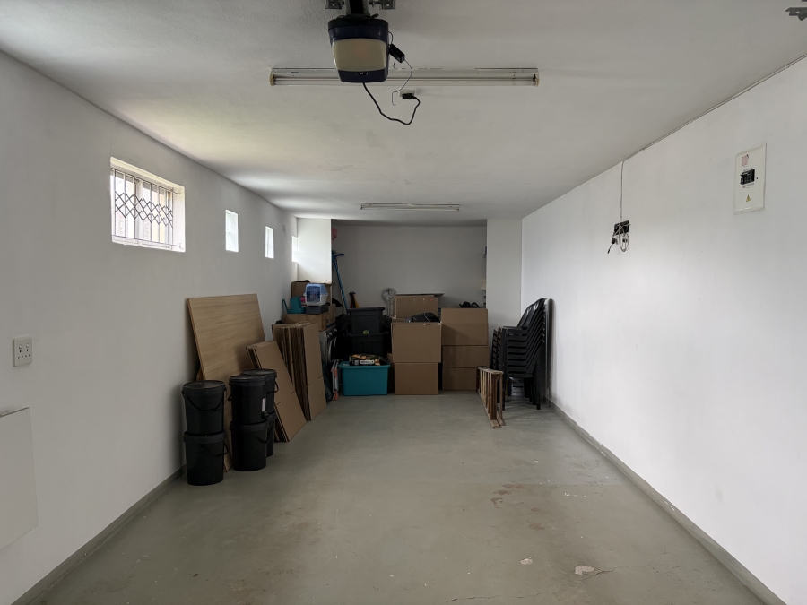 4 Bedroom Property for Sale in Southgate KwaZulu-Natal