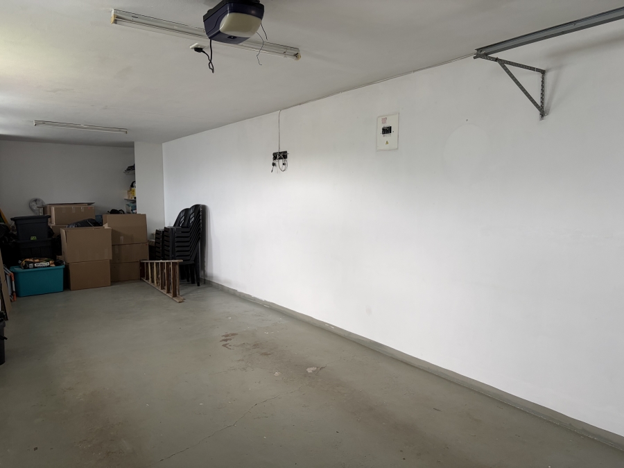 4 Bedroom Property for Sale in Southgate KwaZulu-Natal