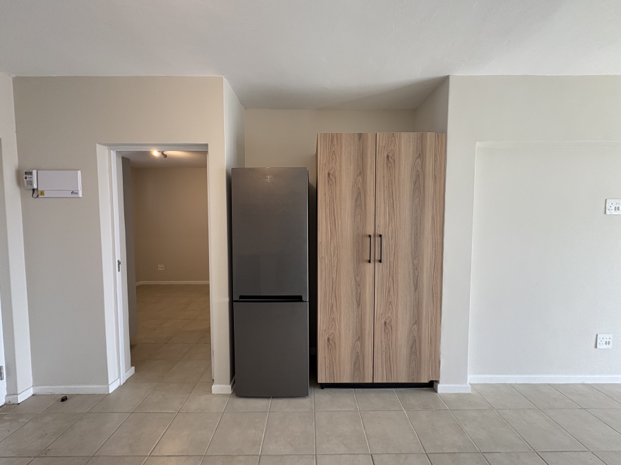 To Let 2 Bedroom Property for Rent in North Point KwaZulu-Natal