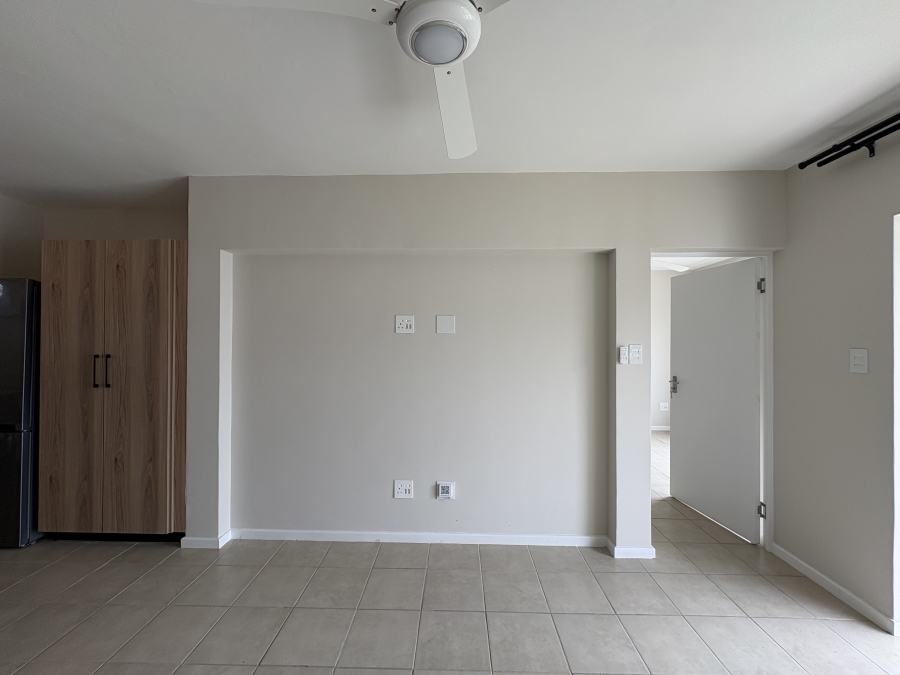 To Let 2 Bedroom Property for Rent in North Point KwaZulu-Natal