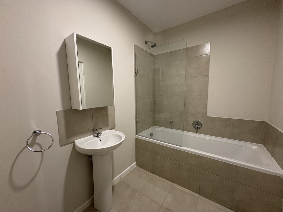 To Let 2 Bedroom Property for Rent in North Point KwaZulu-Natal