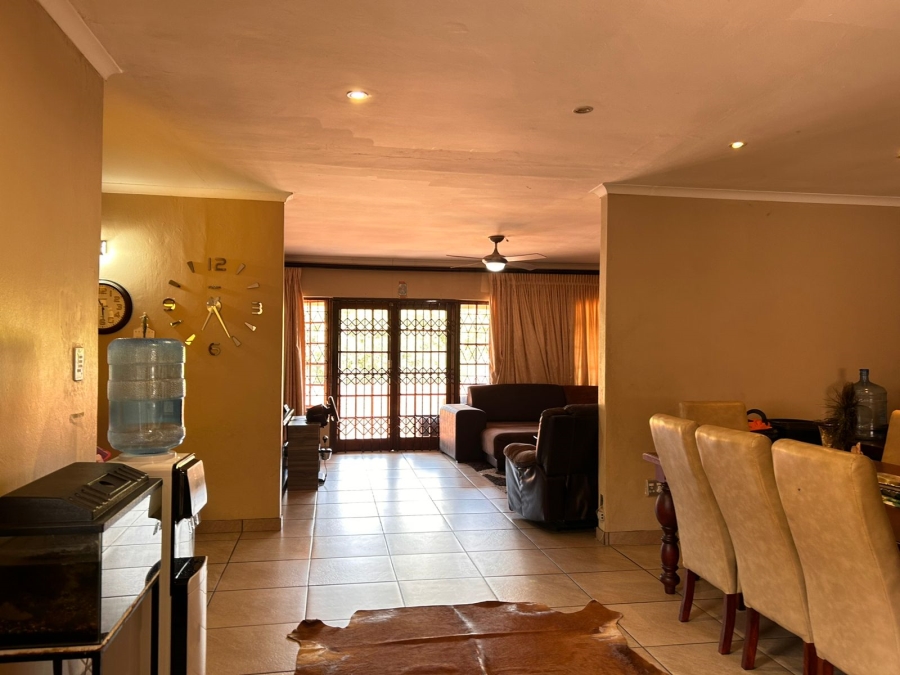 3 Bedroom Property for Sale in Empangeni Central KwaZulu-Natal