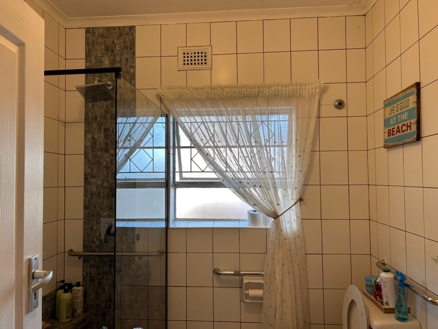 4 Bedroom Property for Sale in Meer En See KwaZulu-Natal