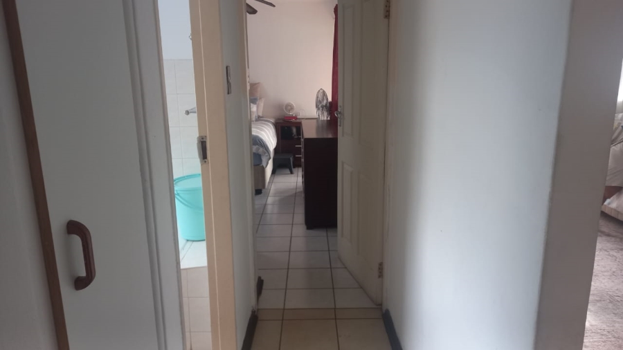 2 Bedroom Property for Sale in Meer En See KwaZulu-Natal