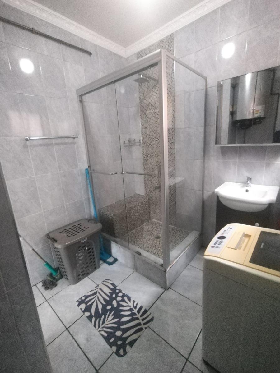 To Let 2 Bedroom Property for Rent in Pinetown KwaZulu-Natal