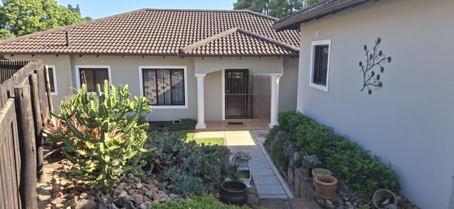 3 Bedroom Property for Sale in Waterfall KwaZulu-Natal