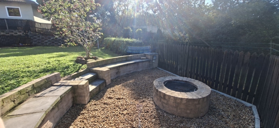 3 Bedroom Property for Sale in Waterfall KwaZulu-Natal