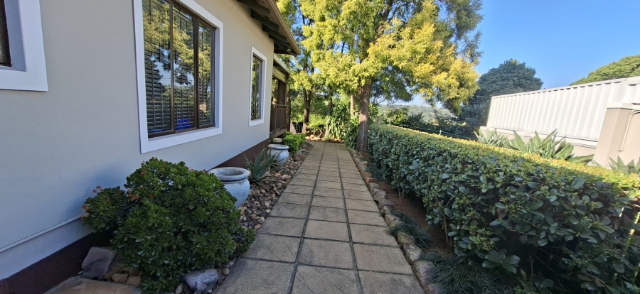 3 Bedroom Property for Sale in Waterfall KwaZulu-Natal