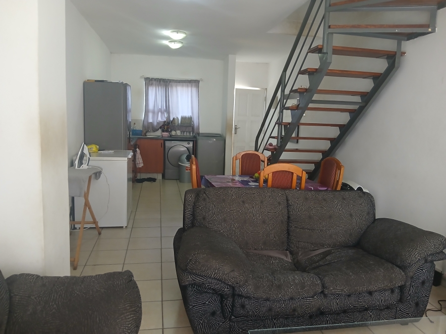 To Let 2 Bedroom Property for Rent in Kenville KwaZulu-Natal