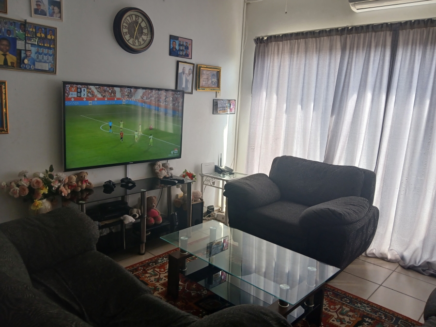 To Let 2 Bedroom Property for Rent in Kenville KwaZulu-Natal