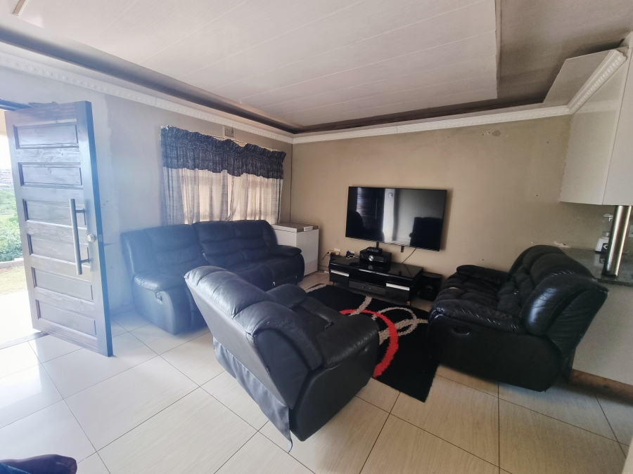 3 Bedroom Property for Sale in Richem KwaZulu-Natal