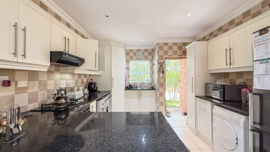 4 Bedroom Property for Sale in Willard Beach KwaZulu-Natal