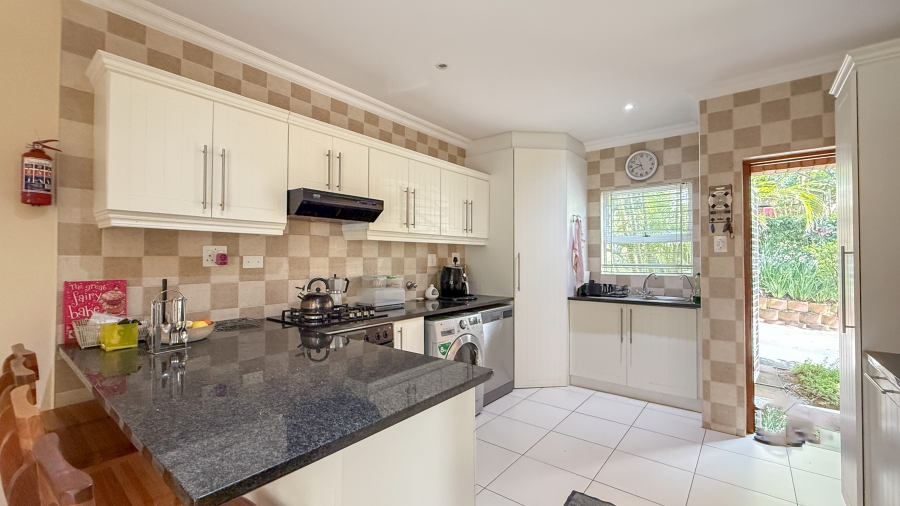 4 Bedroom Property for Sale in Willard Beach KwaZulu-Natal