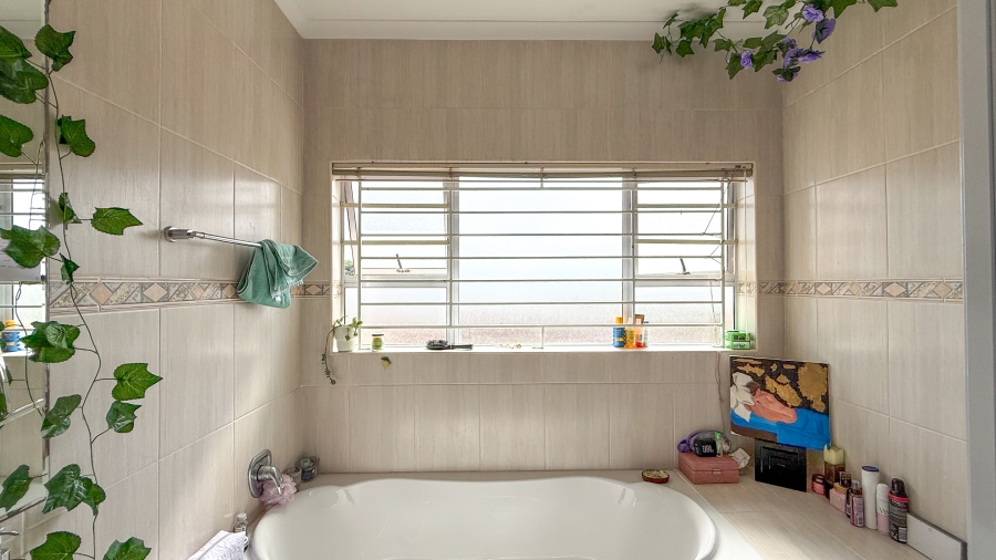 4 Bedroom Property for Sale in Willard Beach KwaZulu-Natal