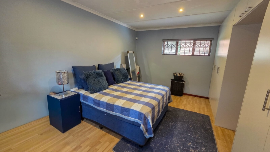 1 Bedroom Property for Sale in Chase Valley KwaZulu-Natal