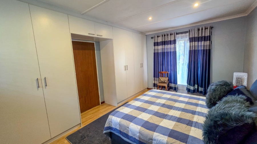 1 Bedroom Property for Sale in Chase Valley KwaZulu-Natal