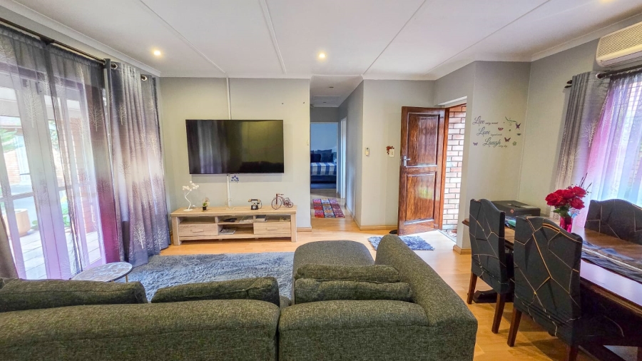 1 Bedroom Property for Sale in Chase Valley KwaZulu-Natal