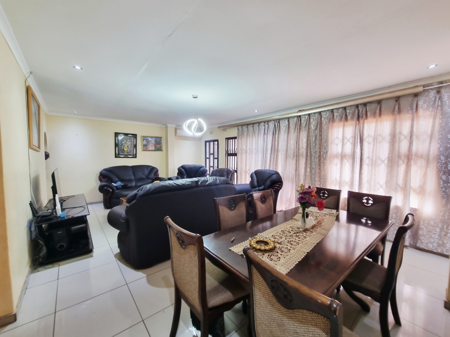 5 Bedroom Property for Sale in Ngwelezana KwaZulu-Natal