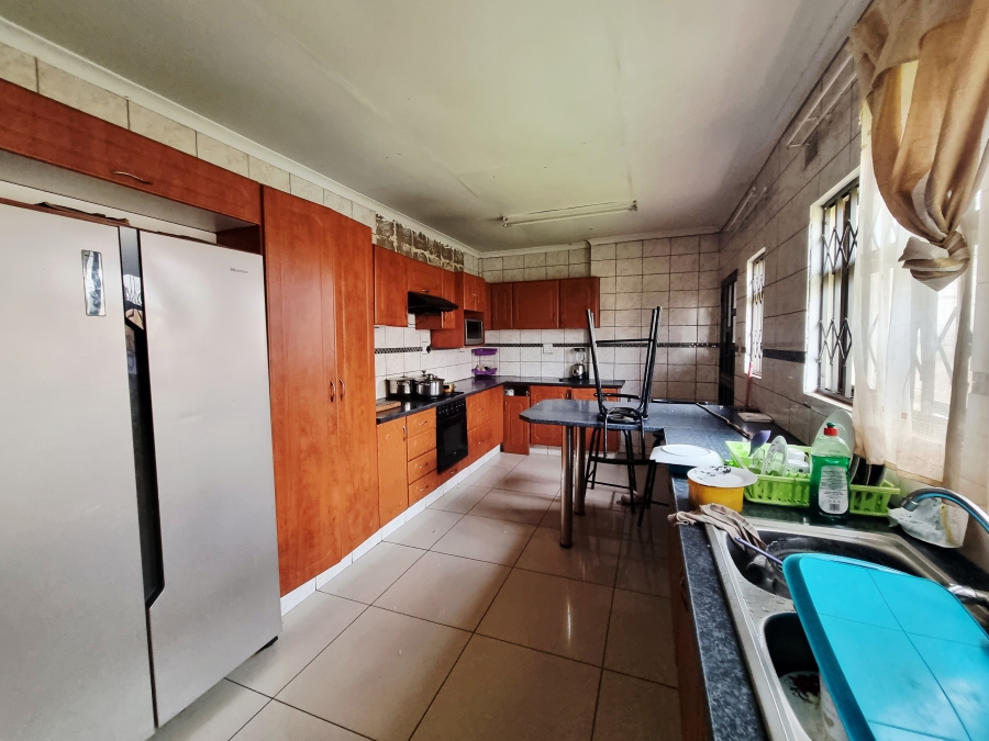 5 Bedroom Property for Sale in Ngwelezana KwaZulu-Natal