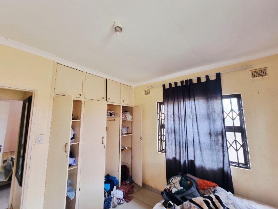 5 Bedroom Property for Sale in Ngwelezana KwaZulu-Natal