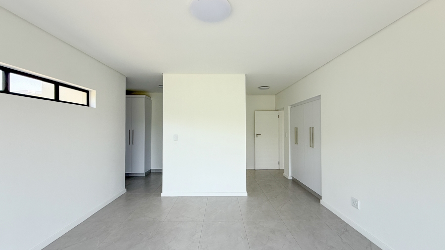 3 Bedroom Property for Sale in La Mercy KwaZulu-Natal