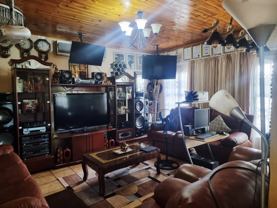 4 Bedroom Property for Sale in Grantham Park KwaZulu-Natal