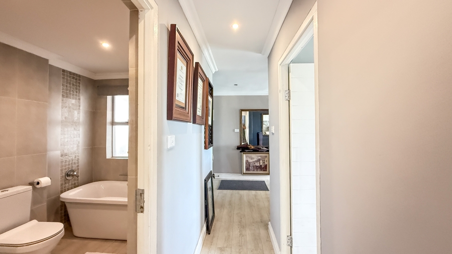 3 Bedroom Property for Sale in Willard Beach KwaZulu-Natal