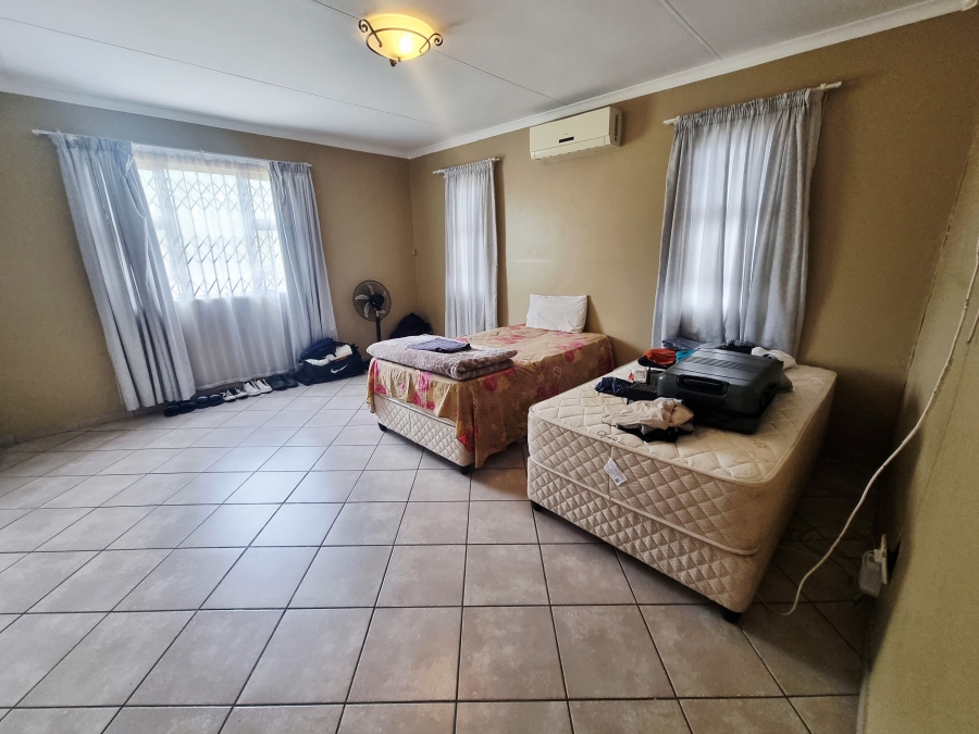 3 Bedroom Property for Sale in Birdswood KwaZulu-Natal