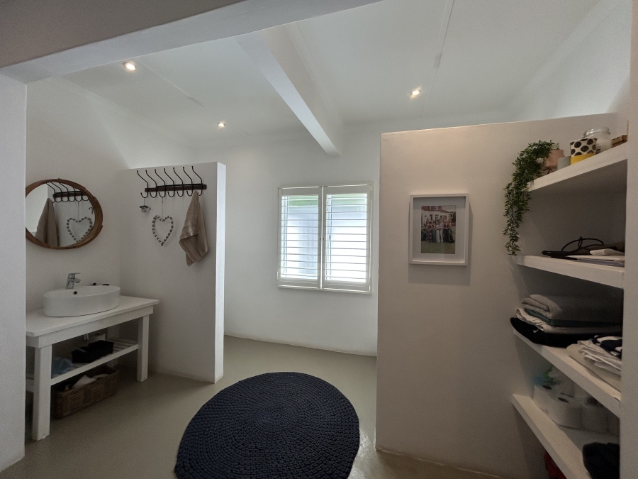 4 Bedroom Property for Sale in Westbrook KwaZulu-Natal