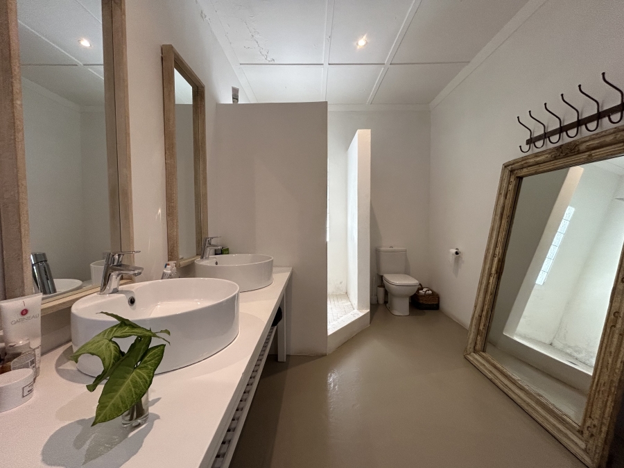 4 Bedroom Property for Sale in Westbrook KwaZulu-Natal