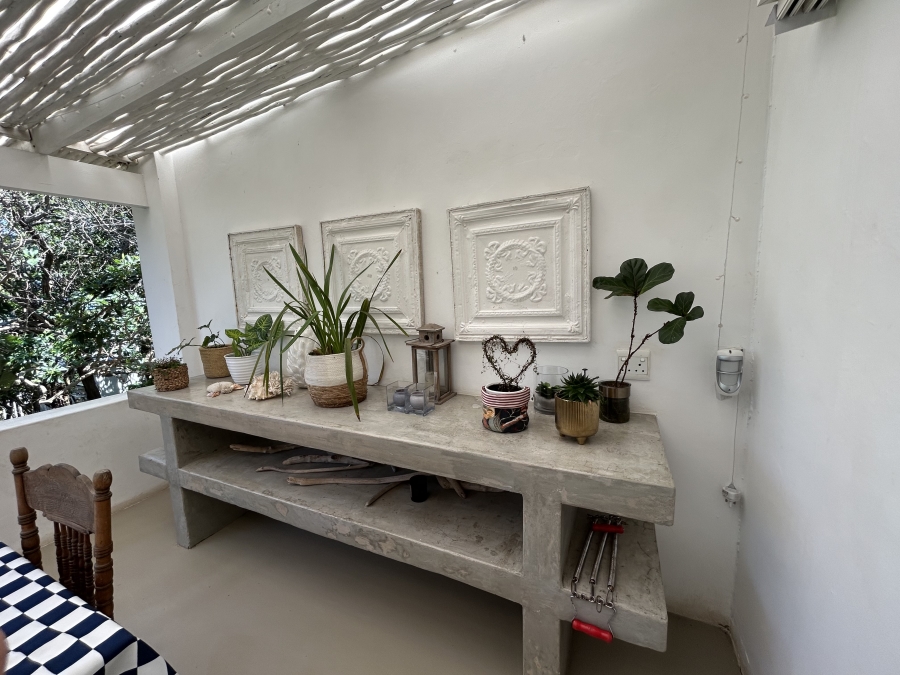 4 Bedroom Property for Sale in Westbrook KwaZulu-Natal