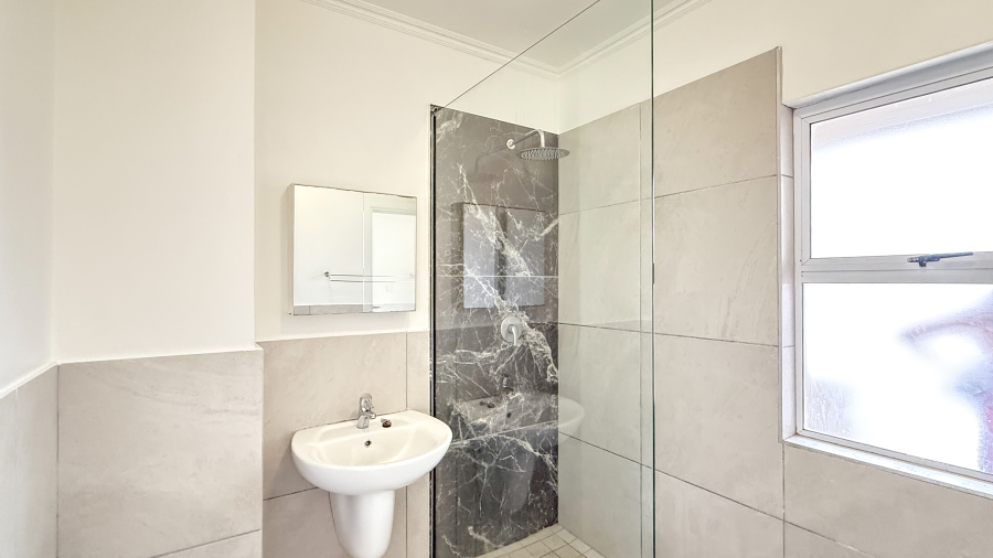 1 Bedroom Property for Sale in Ballitoville KwaZulu-Natal